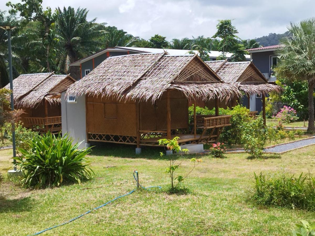 Palm Garden Bungalows Koh Lanta Exterior photo