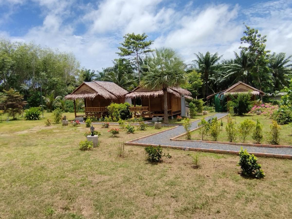 Palm Garden Bungalows Koh Lanta Exterior photo