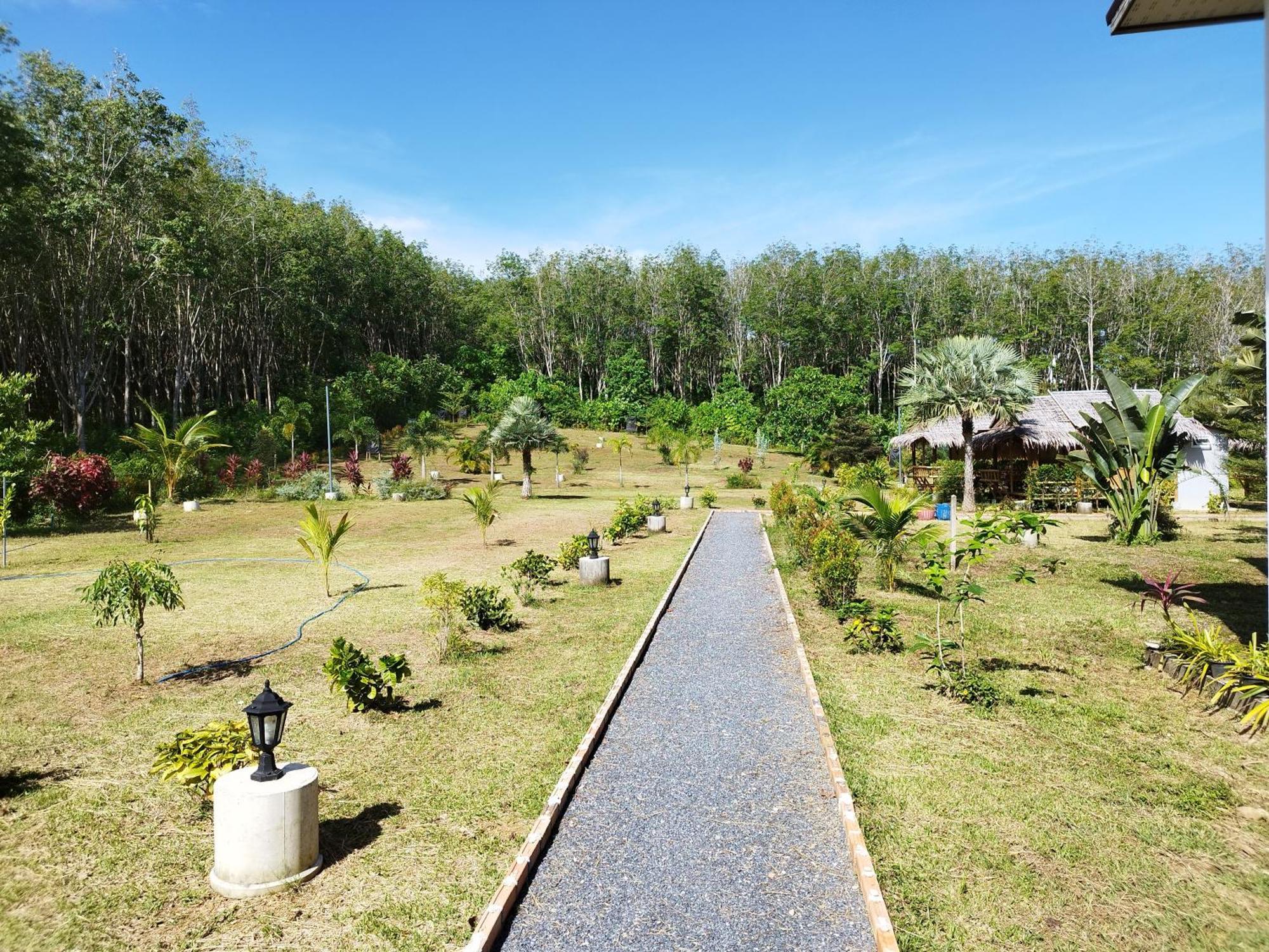 Palm Garden Bungalows Koh Lanta Exterior photo